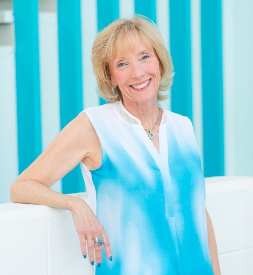 Rev Lisa Barnett